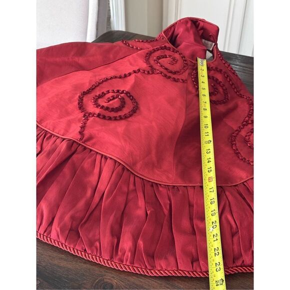 Stratford Home tree skirt - Picture 1 of 5